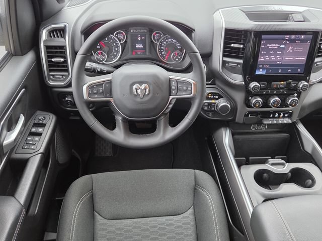 Used 2025 RAM 1500 Big Horn AWD/4WD image 12