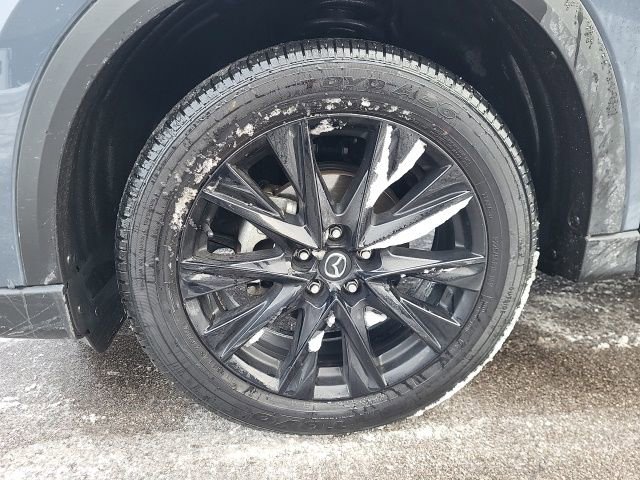 Used 2025 MAZDA CX-5 Carbon Edition image 17