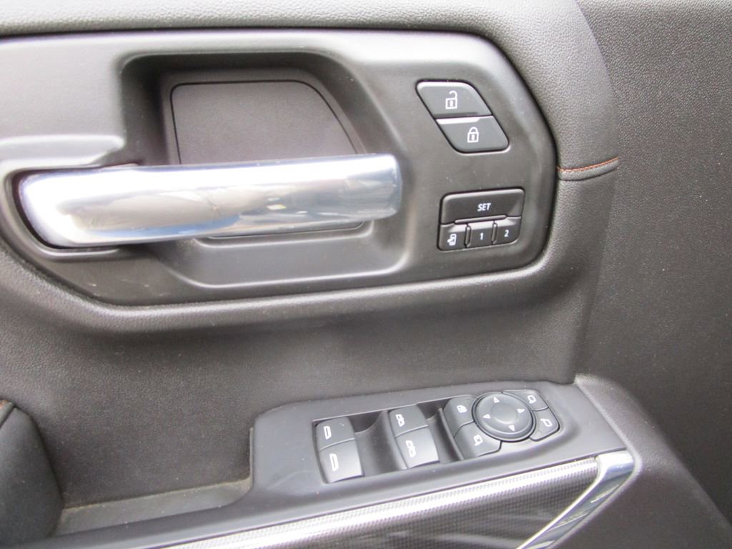 Used 2020 GMC Sierra 1500 AT4 w/ AT4 Premium Package image 30