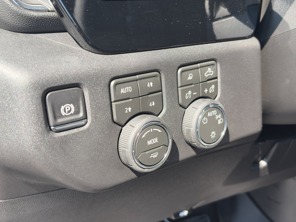 New 2026 Chevrolet Silverado 1500 LT AWD/4WD image 14