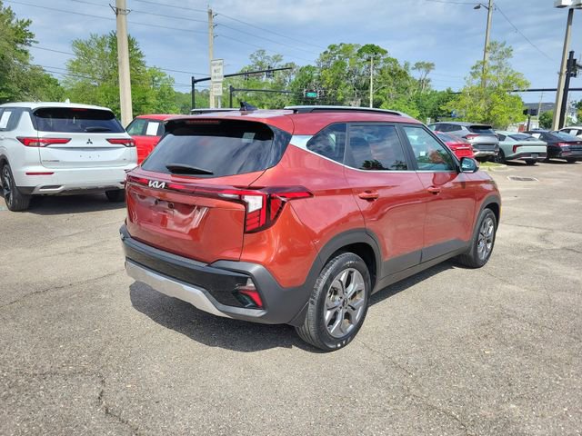 Used 2024 Kia Seltos S FWD image 2