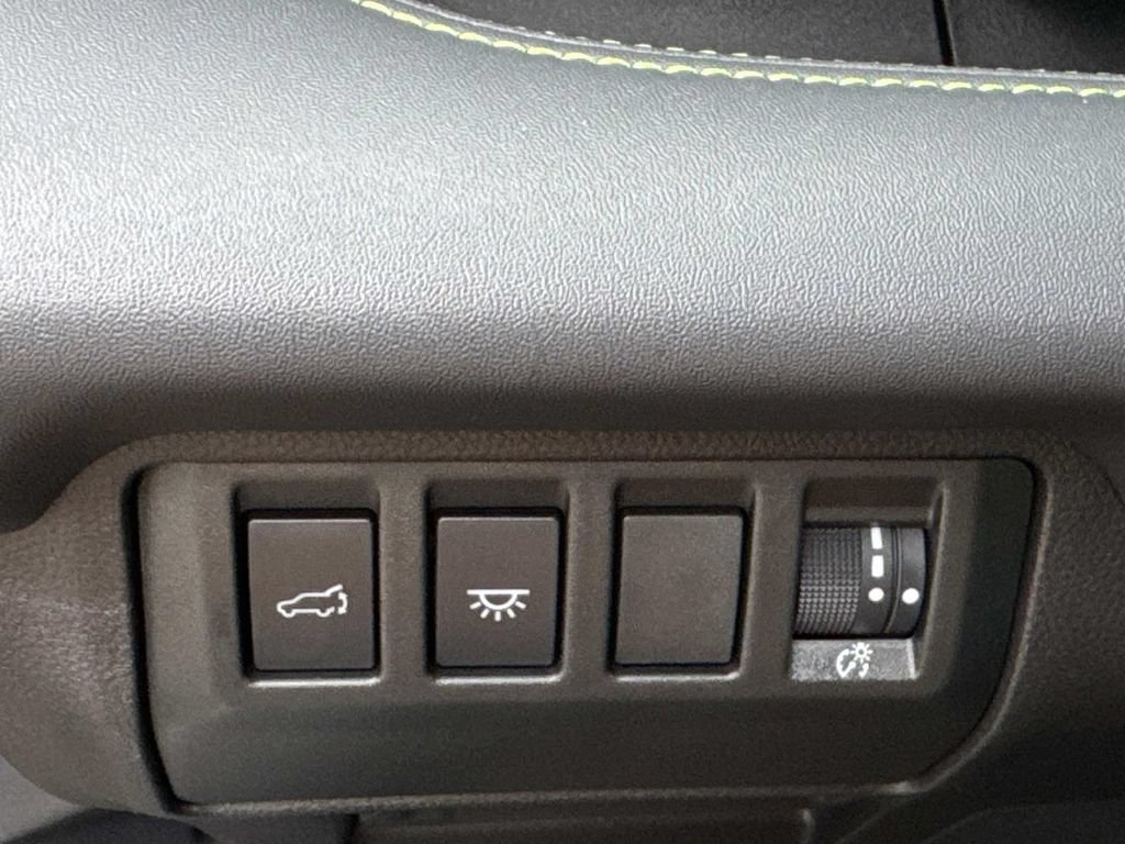 Used 2023 Subaru Ascent Onyx Edition AWD/4WD image 32