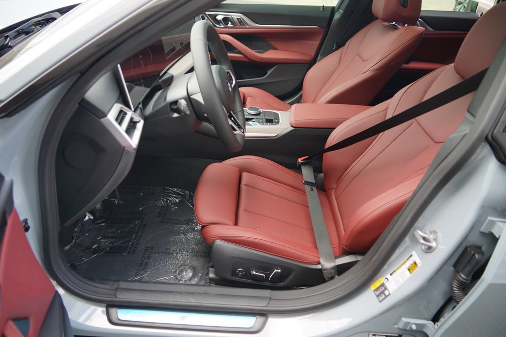New 2026 BMW i4 eDrive40 w/ M Sport Package RWD image 8