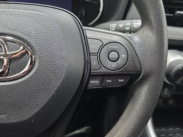 Certified 2023 Toyota RAV4 LE AWD/4WD image 14