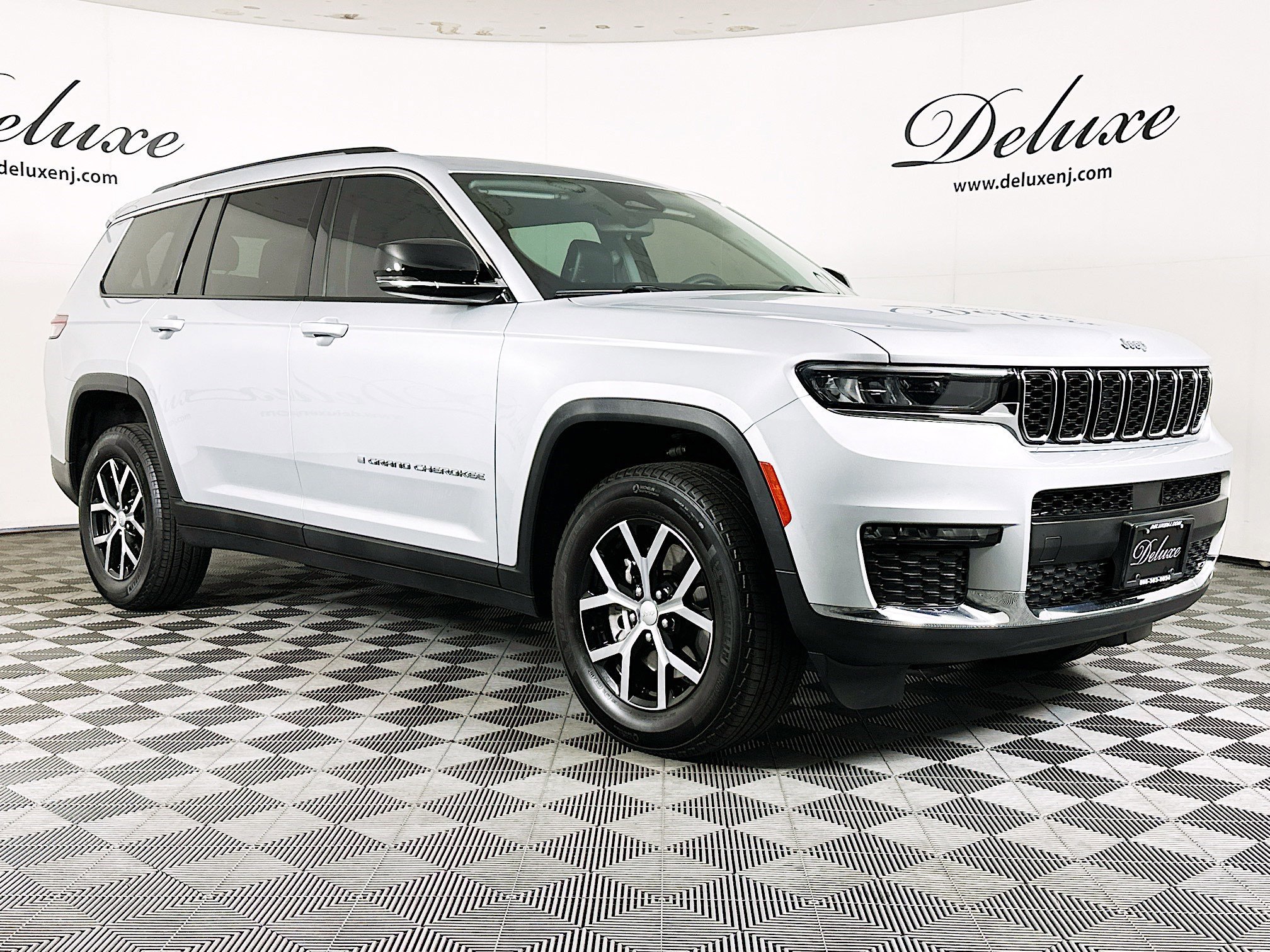 Used 2023 Jeep Grand Cherokee L Limited