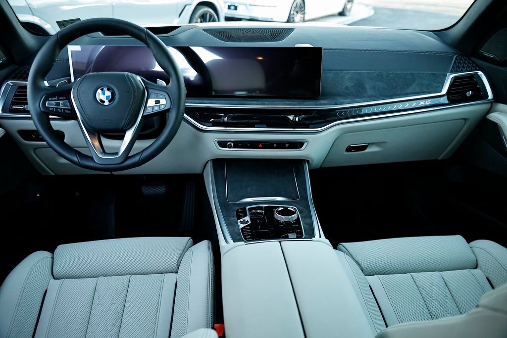 New 2026 BMW X5 xDrive50e w/ Executive Package image 27