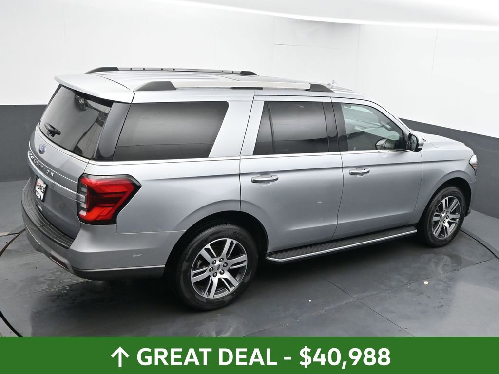 Used 2022 Ford Expedition Limited image 48