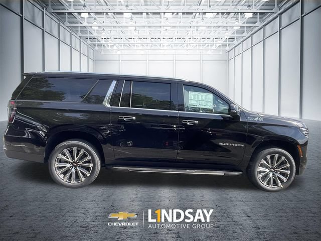 New 2026 Chevrolet Suburban High Country w/ Sun And Tow Package AWD/4WD image 9