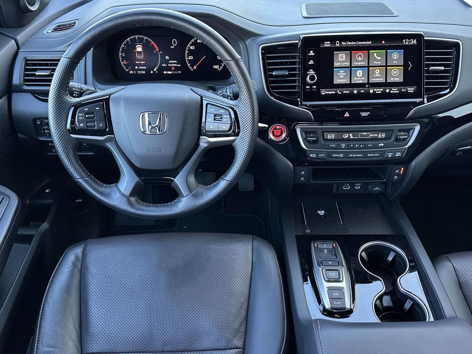 Used 2024 Honda Ridgeline Black Edition image 9