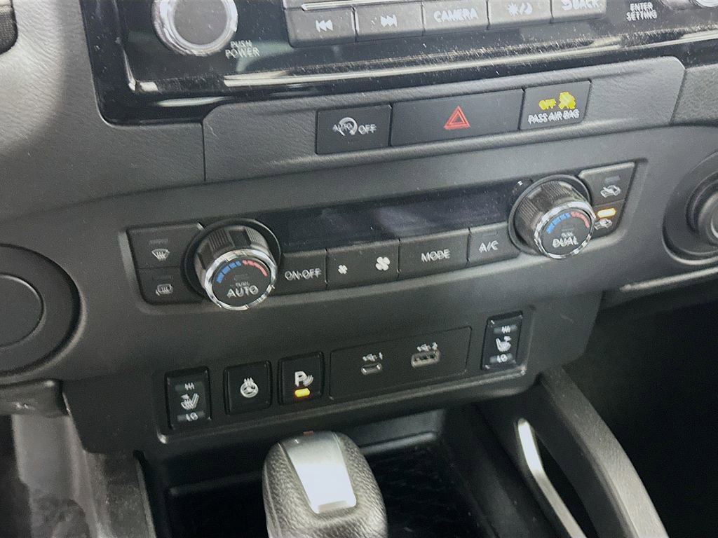 Used 2024 Nissan Frontier SV w/ Technology Package image 14