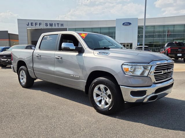 Used 2024 RAM 1500 Laramie AWD/4WD image 1