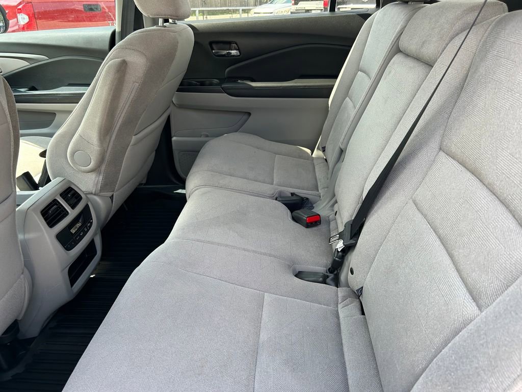 Used 2021 Honda Pilot EX image 15