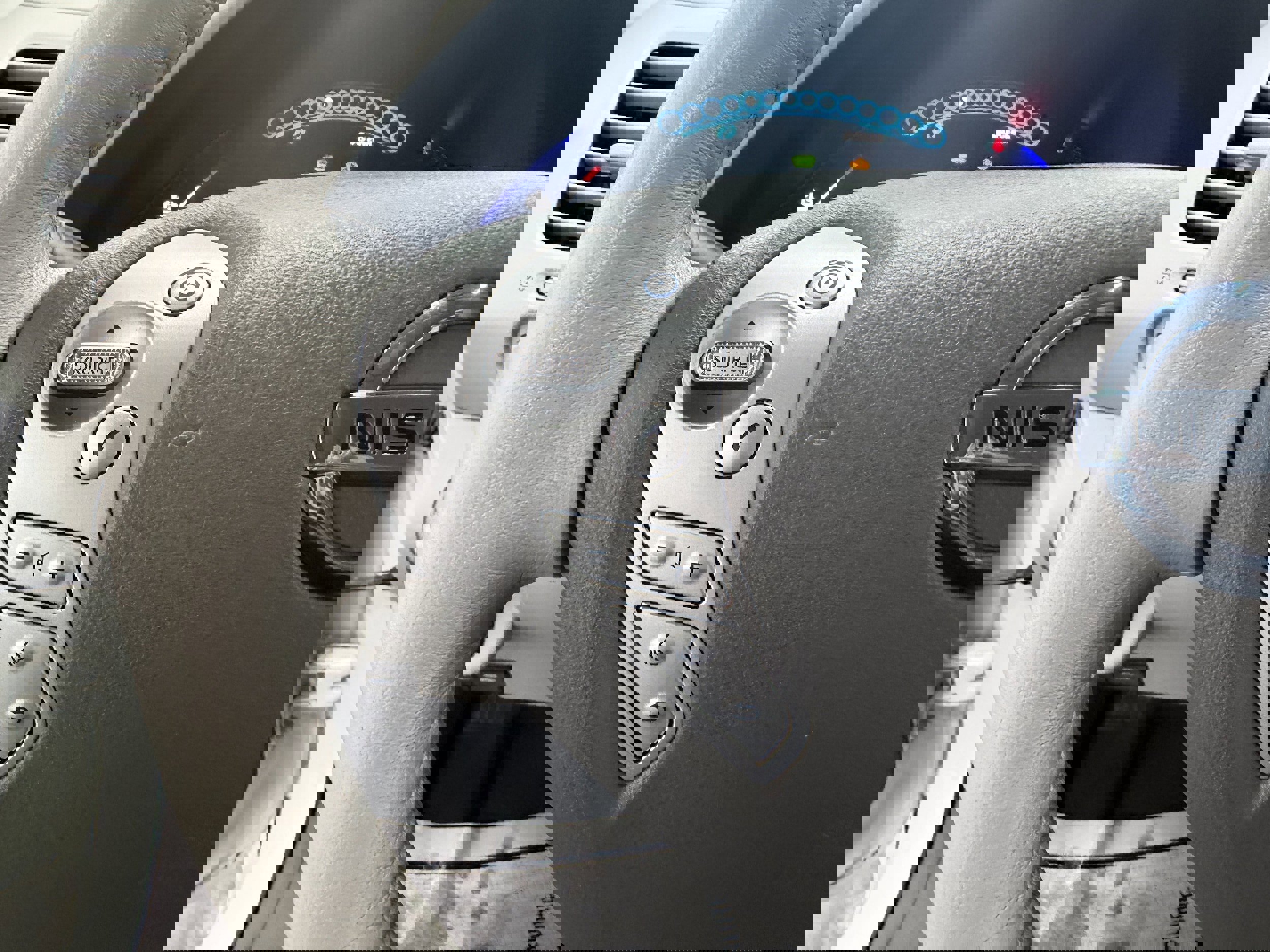 Used 2012 Nissan Leaf SL image 16