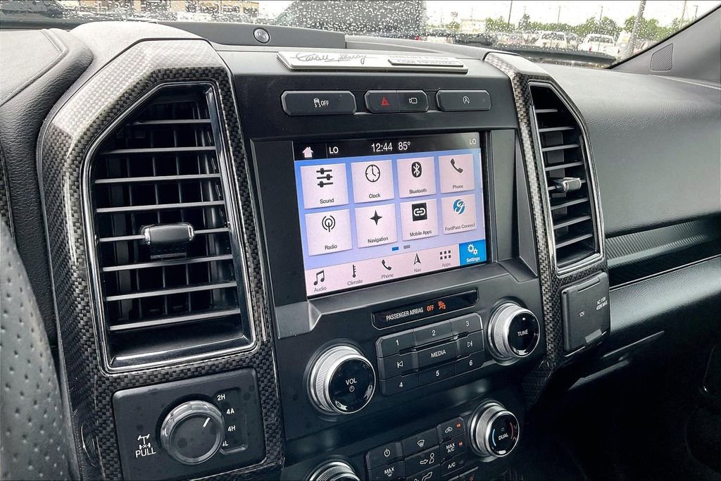 Used 2019 Ford F150 Lariat w/ Equipment Group 502A Luxury AWD/4WD image 24