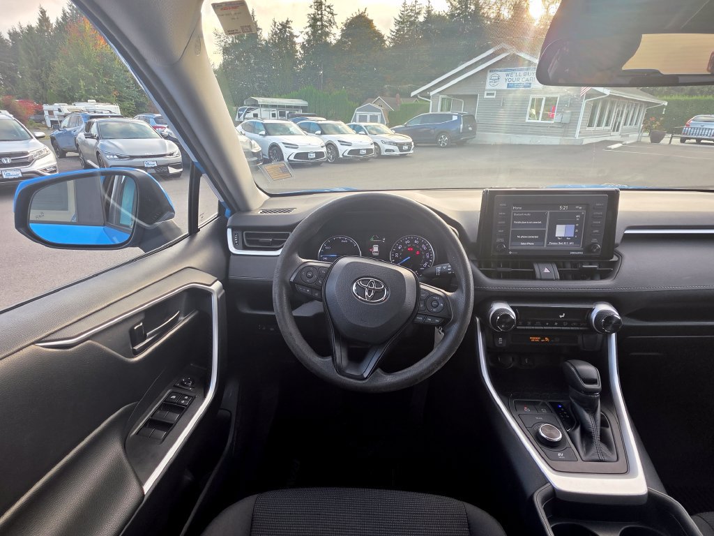 Used 2020 Toyota RAV4 LE w/ All Weather Liner Package AWD/4WD image 21