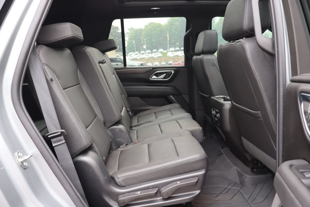 Used 2023 Chevrolet Tahoe Z71 w/ Z71 Off-Road Package AWD/4WD image 30