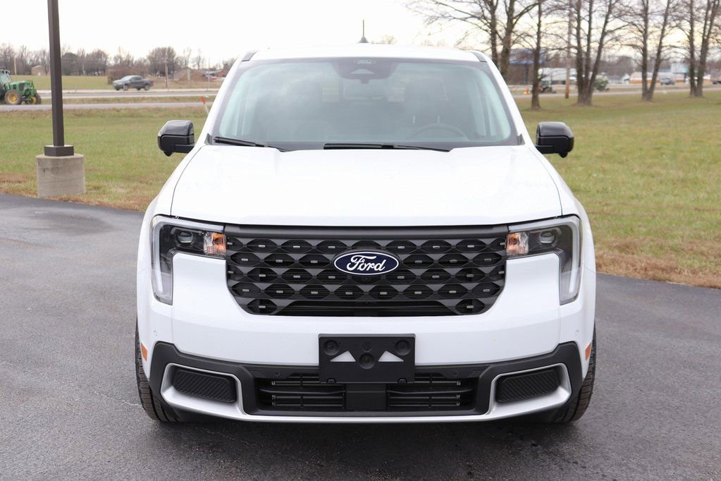 New 2026 Ford Maverick Lariat image 2