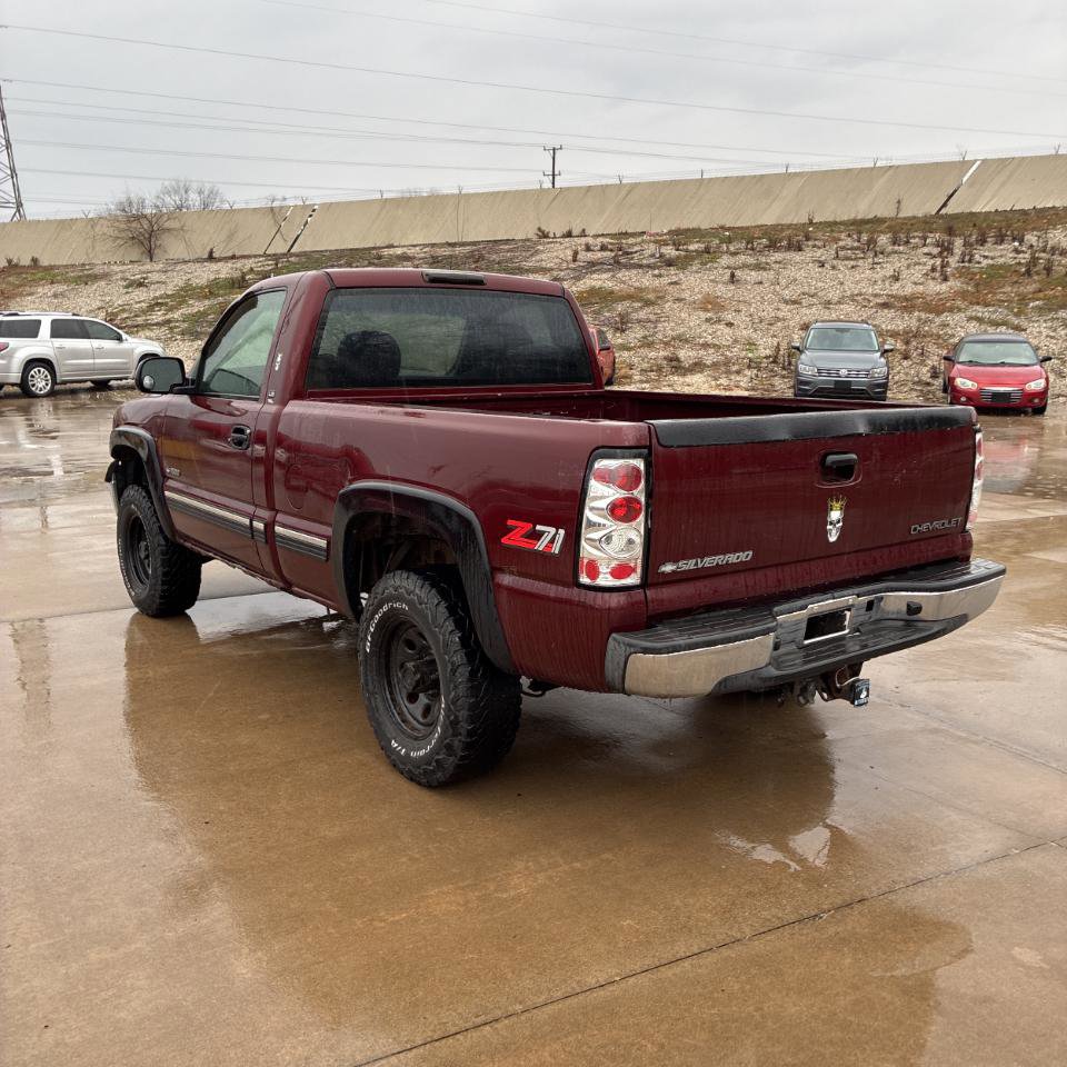 Used 2000 Chevrolet Silverado 1500 LS w/ Off-Road Chassis Pkg AWD/4WD image 8