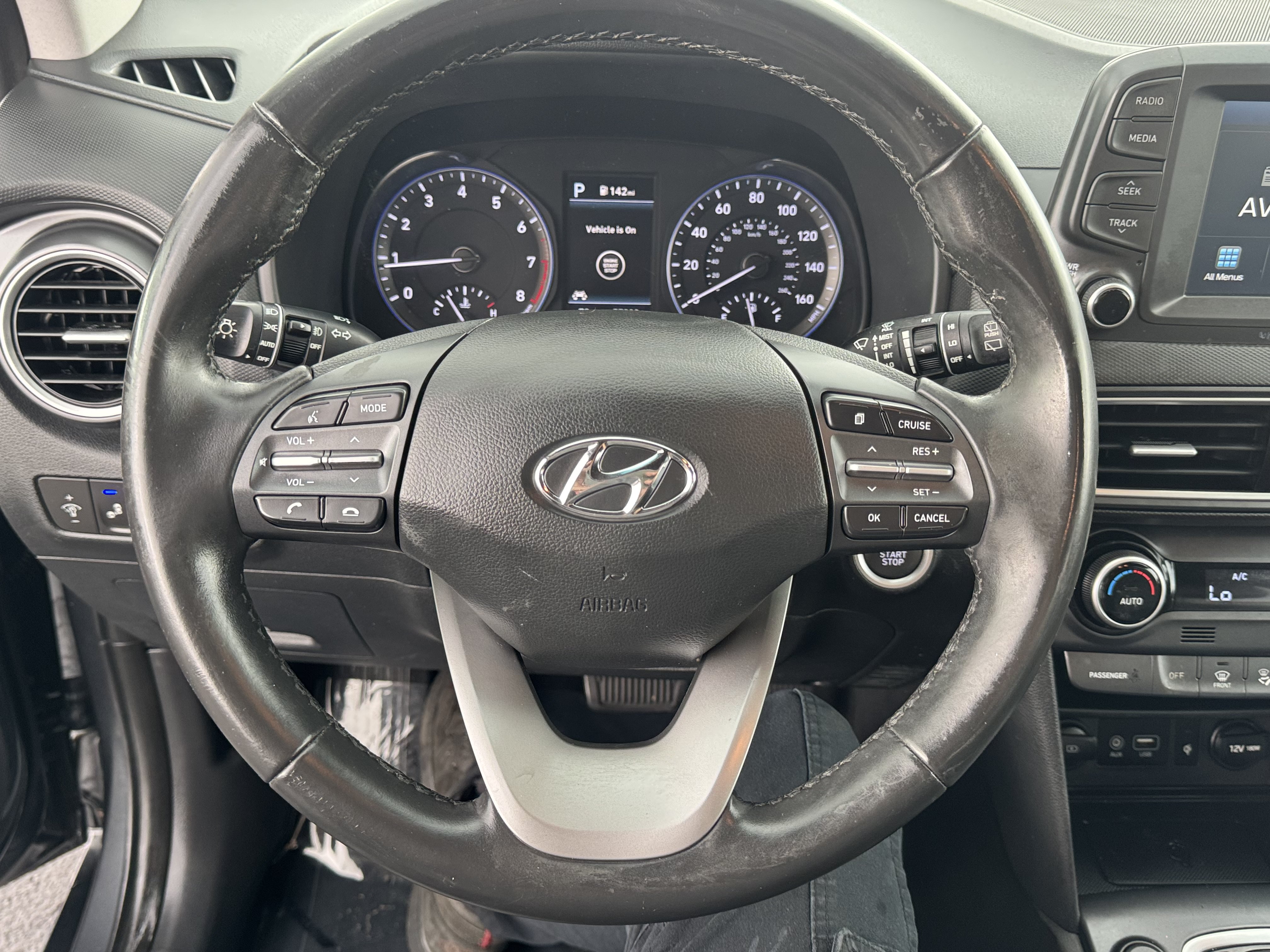 Used 2020 Hyundai Kona Limited AWD/4WD image 21