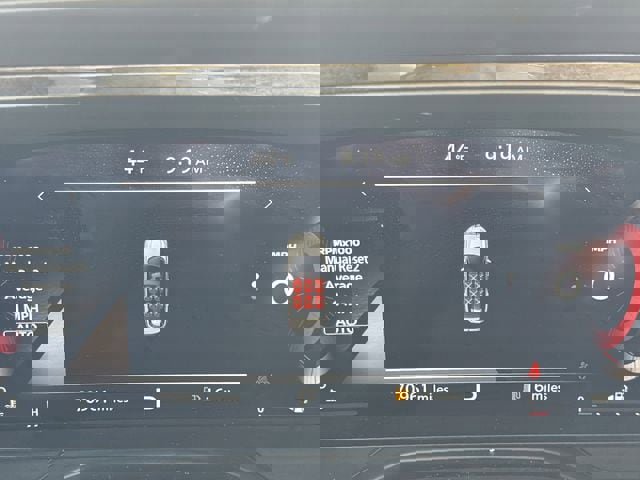 Used 2023 Nissan Pathfinder Platinum w/ Cargo Package image 27