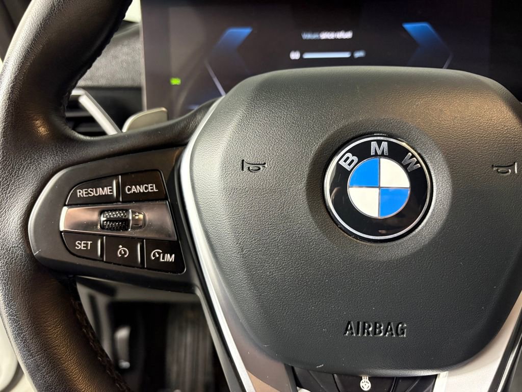 Used 2023 BMW 330i xDrive 330i xDrive w/ Premium Package image 24