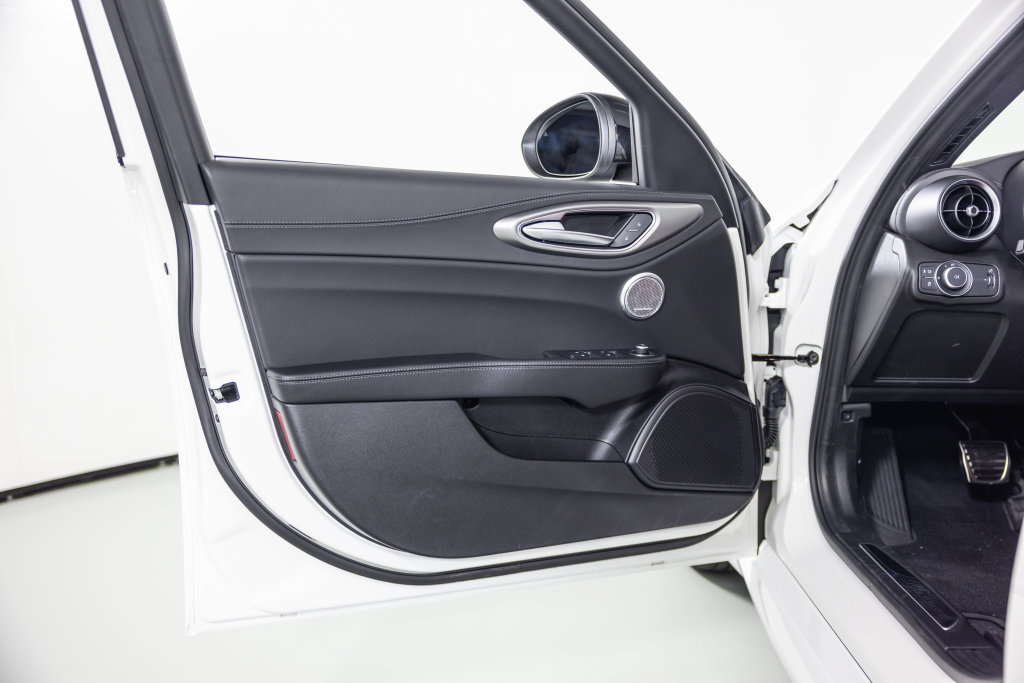 New 2026 Alfa Romeo Giulia AWD image 19