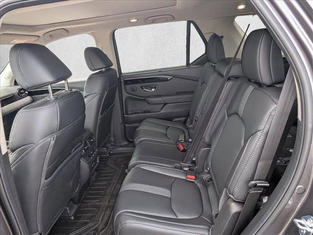 New 2025 Honda Pilot Touring image 16