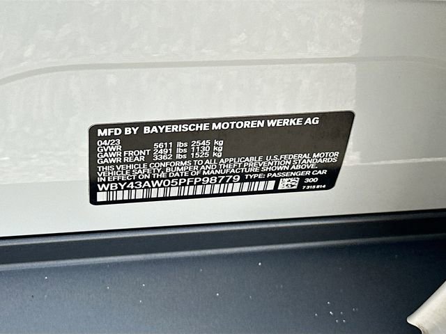 Used 2023 BMW i4 eDrive35 w/ Premium Package image 38