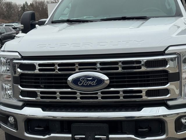 New 2026 Ford F550 4x4 Regular Cab Super Duty image 5