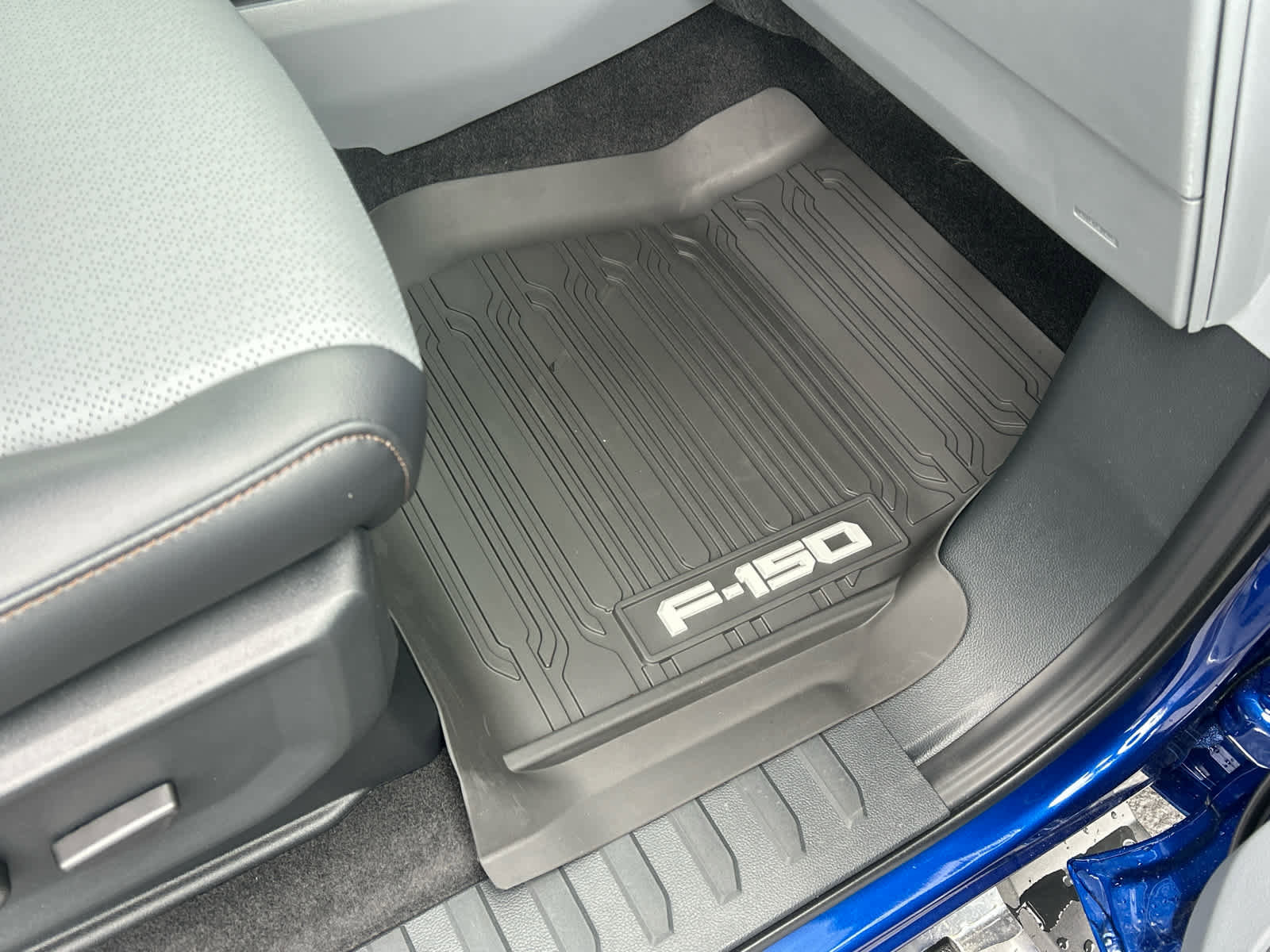 New 2026 Ford F150 Lariat image 15