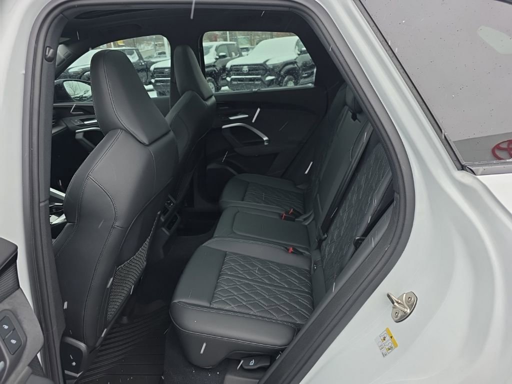 Used 2025 Audi SQ5 Premium Plus image 13