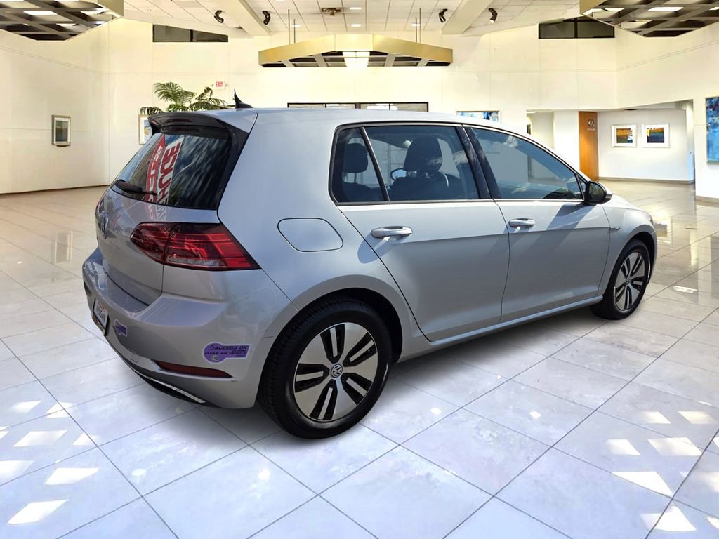 Used 2019 Volkswagen e-Golf SE w/ Driver Assistance Package image 7