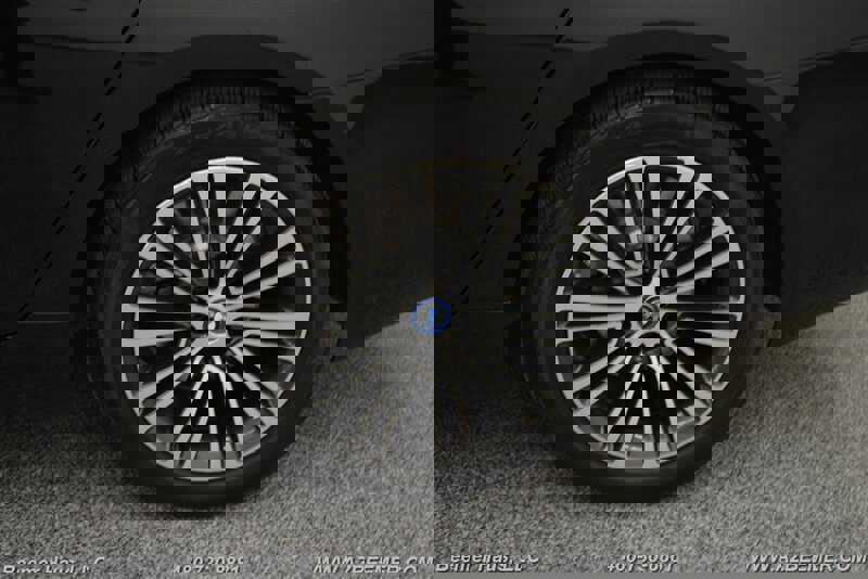 Used 2018 BMW 530e image 49