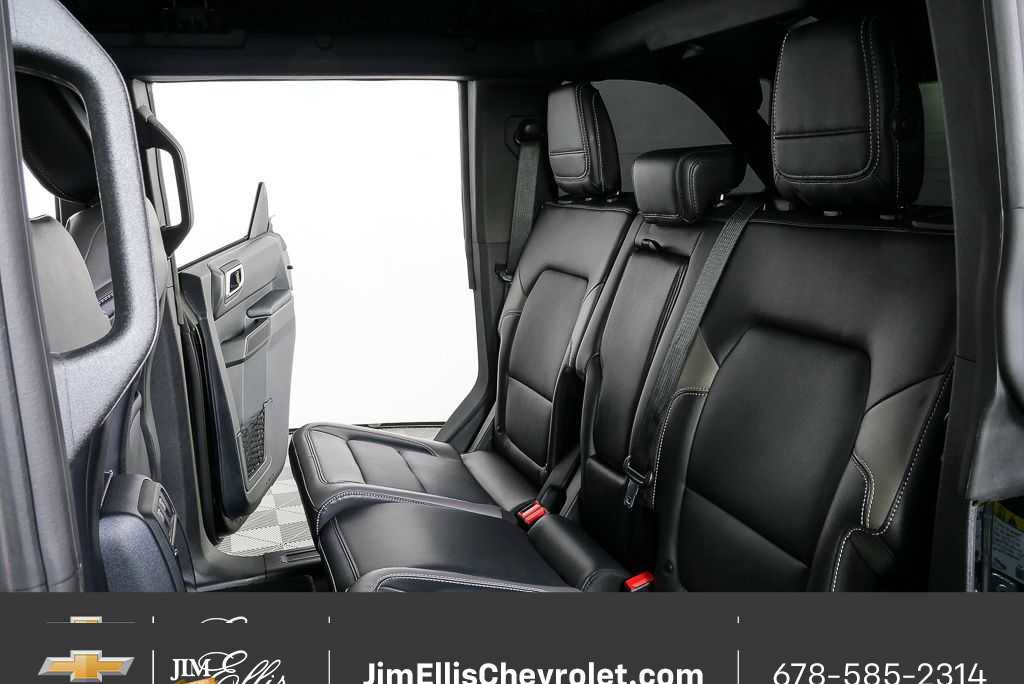 Used 2025 Ford Bronco Outer Banks image 20