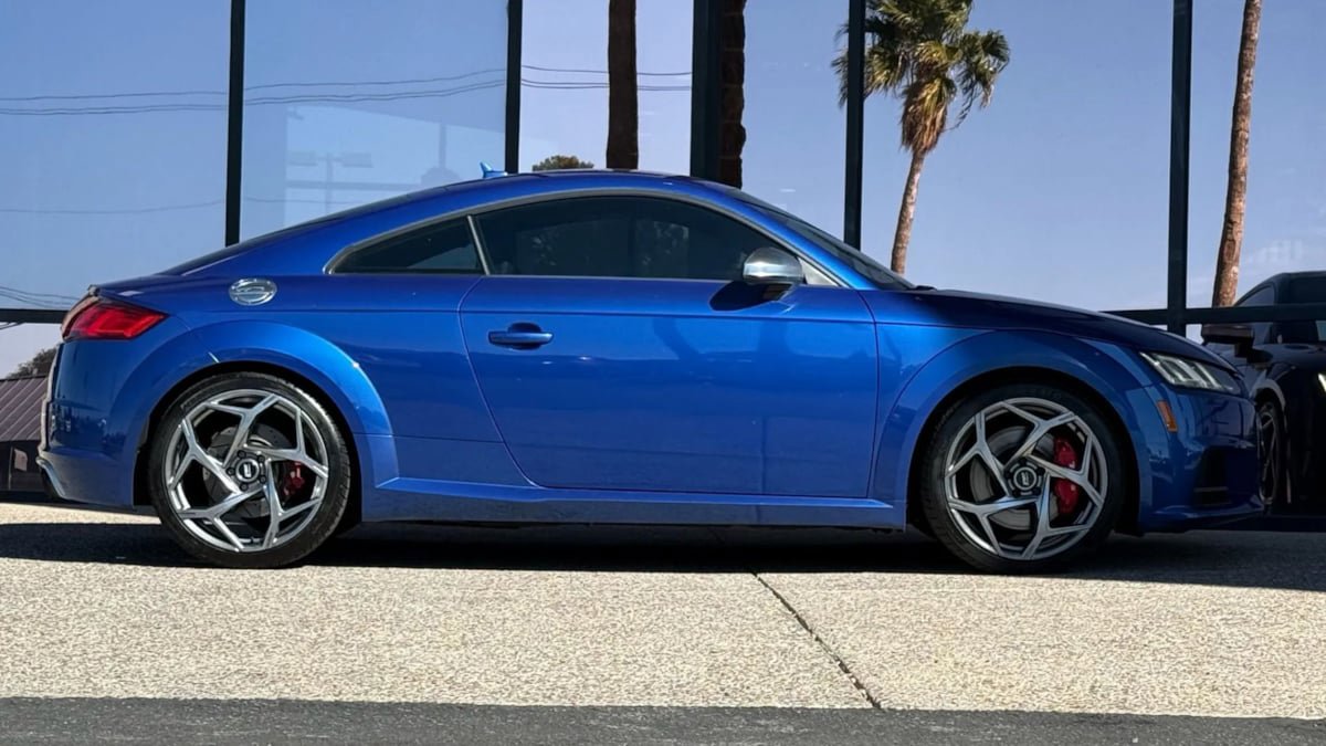 Used 2016 Audi TTS 2.0T Coupe AWD/4WD image 16