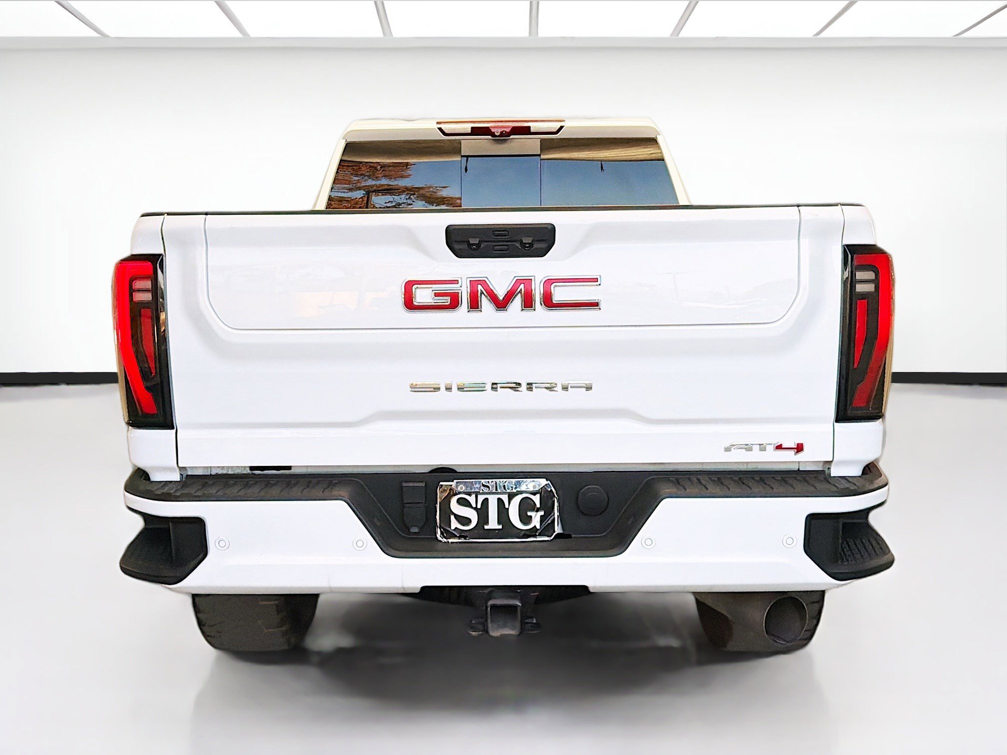 Used 2024 GMC Sierra 2500 AT4 w/ AT4 Premium Plus Package image 5