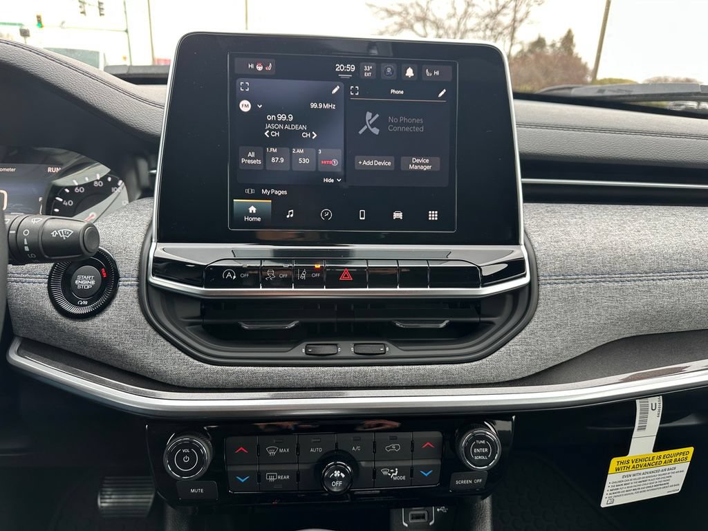 New 2026 Jeep Compass Latitude AWD/4WD image 18