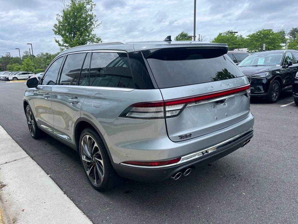 Used 2023 Lincoln Aviator Reserve w/ Equipment Group 201A AWD/4WD image 6