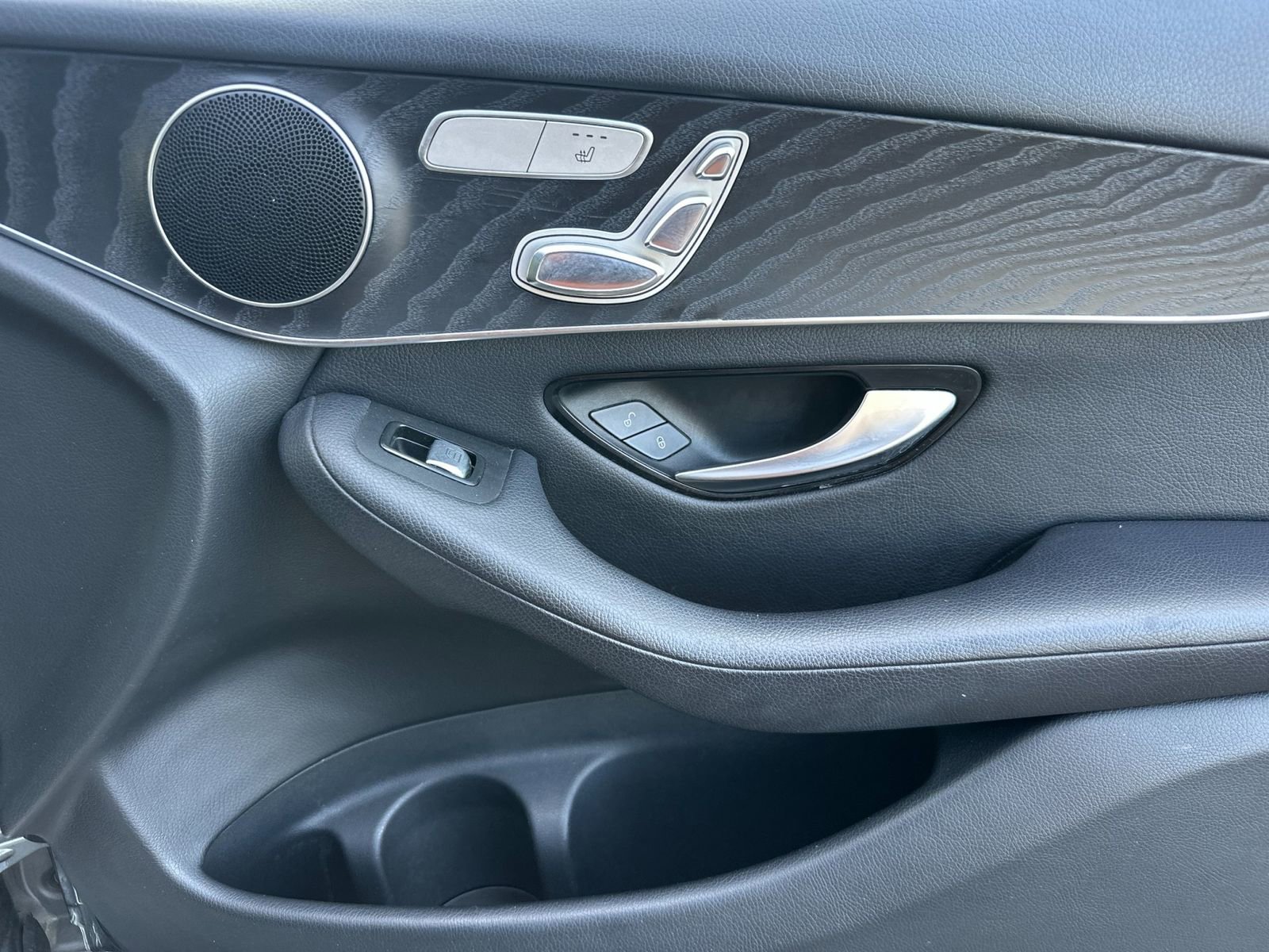 Used 2016 Mercedes-Benz GLC 300 image 18