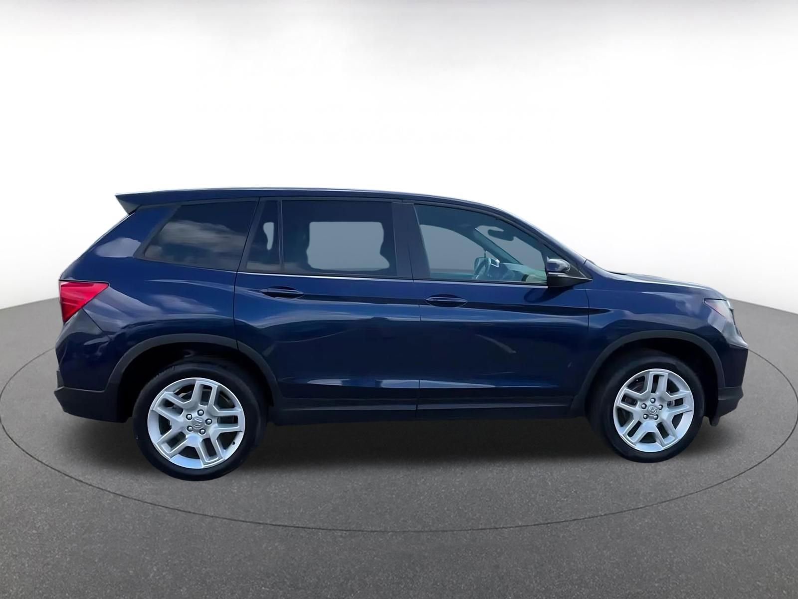 Used 2024 Honda Passport EX-L image 16