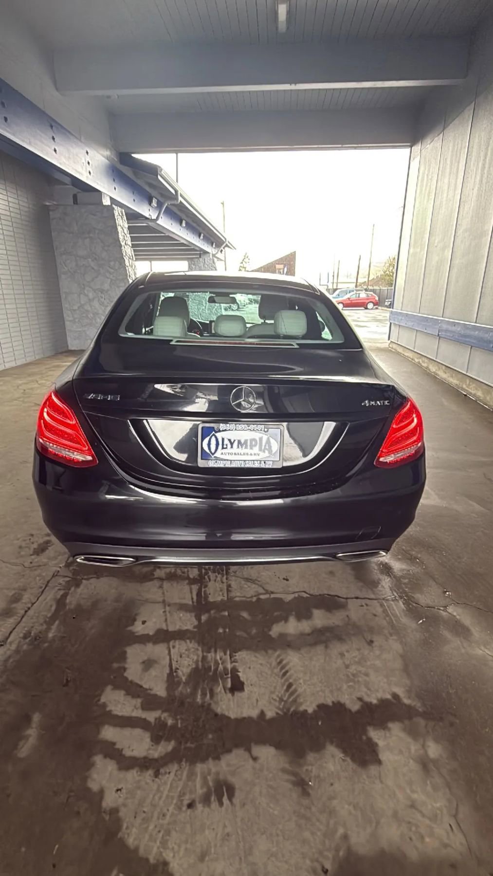 Used 2017 Mercedes-Benz C 300 4MATIC Sedan w/ Premium 3 Package image 4