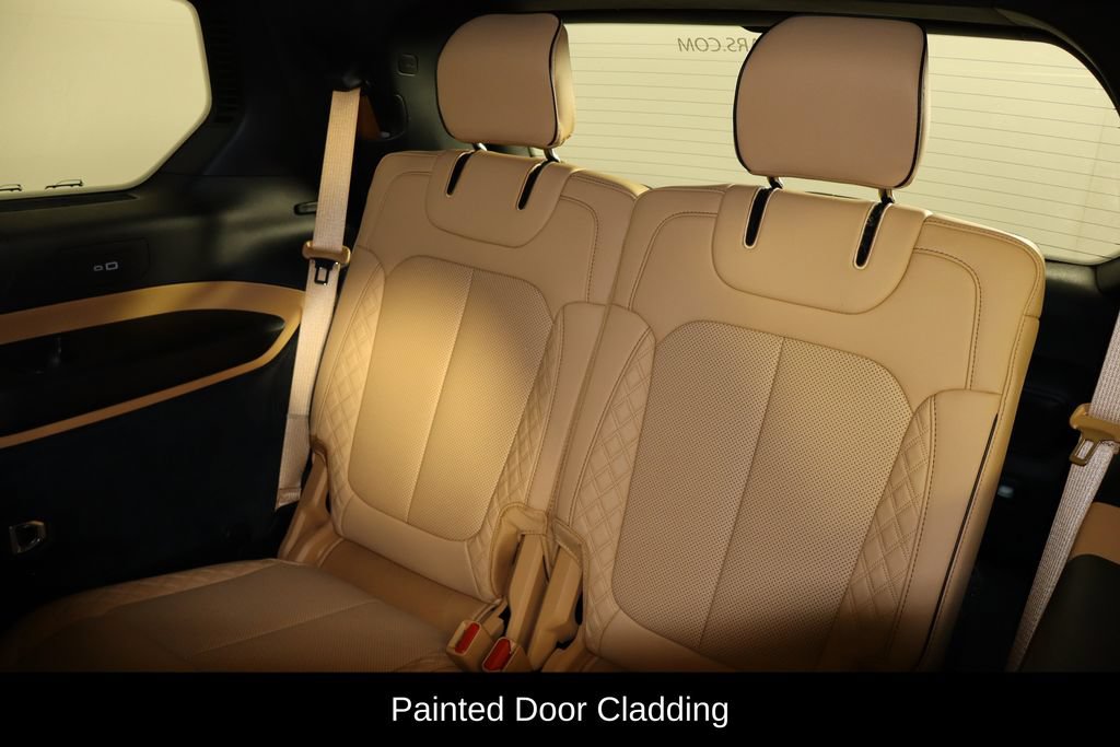 Used 2025 Jeep Grand Cherokee L Summit AWD/4WD image 17