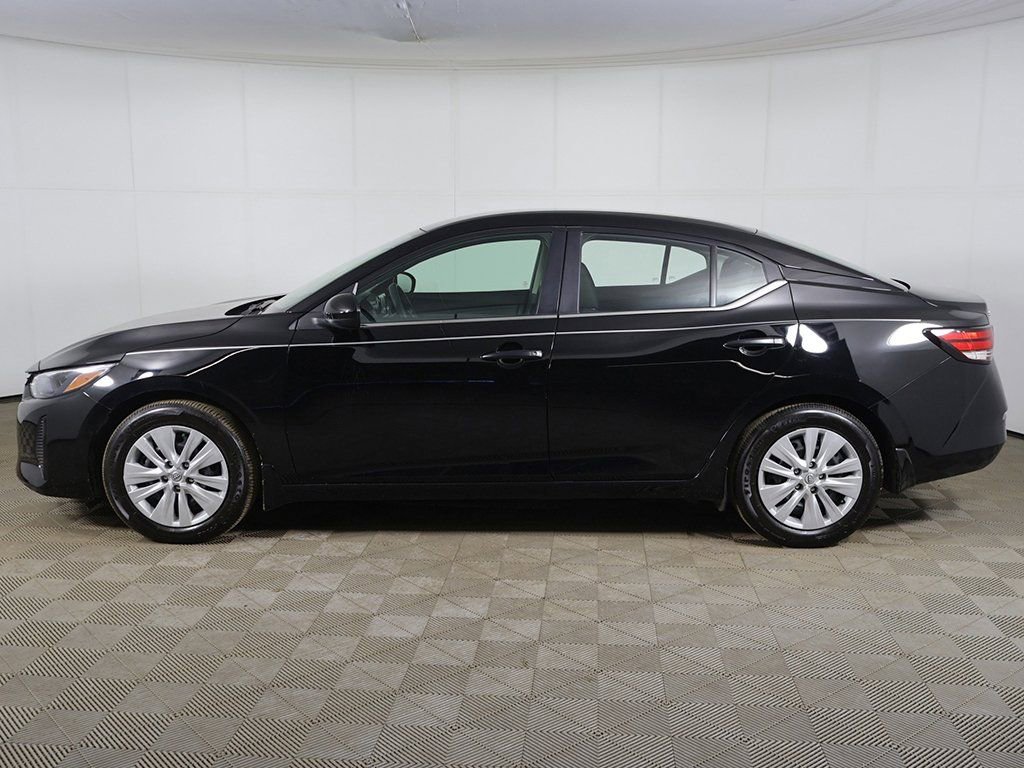 Used 2024 Nissan Sentra S image 10