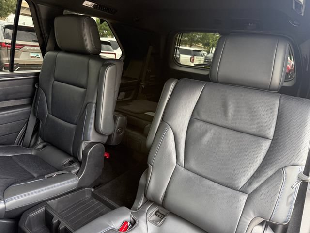 Used 2024 Toyota Sequoia Platinum AWD/4WD image 29