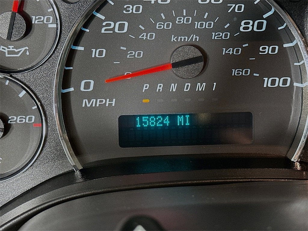 Used 2023 GMC Savana 2500 w/ Driver Convenience Package image 13