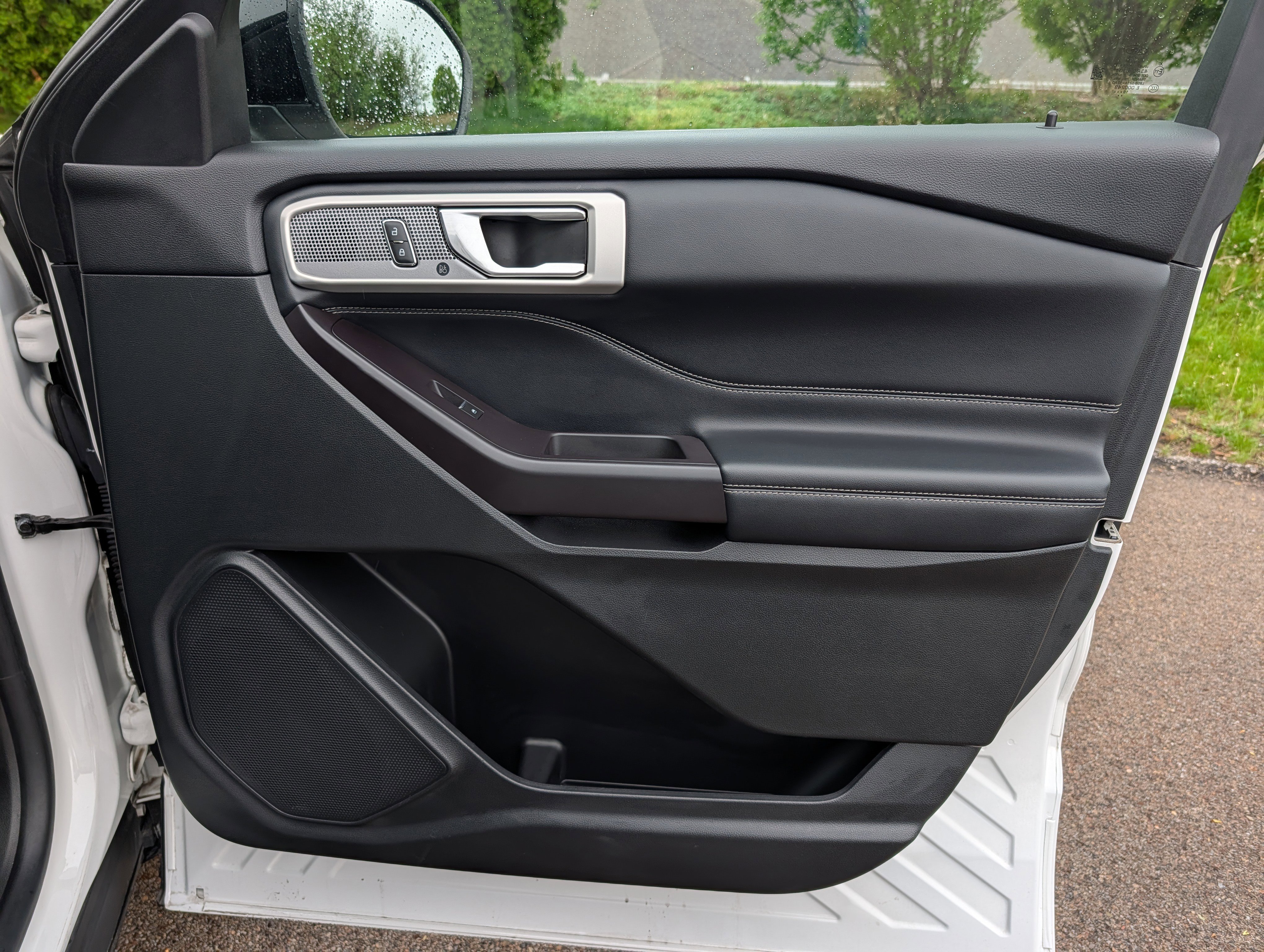 Used 2020 Ford Explorer Limited image 39