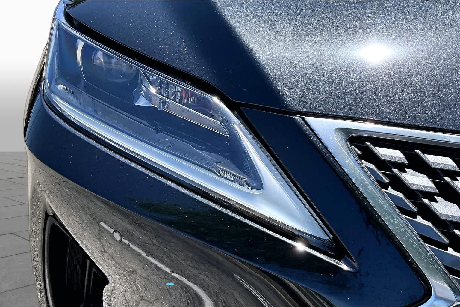Used 2021 Lexus RX 450h AWD w/ Premium Package image 28