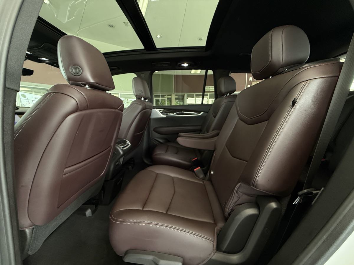 Used 2024 Cadillac XT6 Premium Luxury w/ Technology Package image 29
