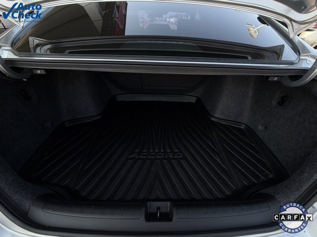 Used 2020 Honda Accord Touring image 8