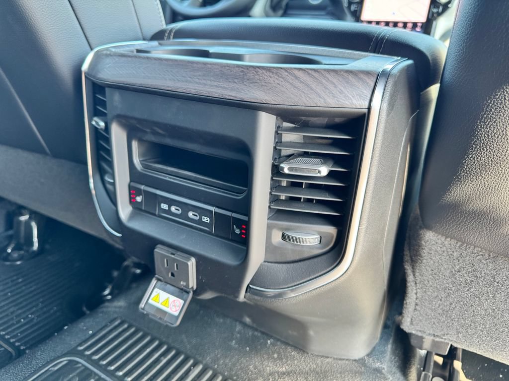 New 2026 RAM 4500 4x4 Crew Cab DRW w/ Laramie Trim Package image 14